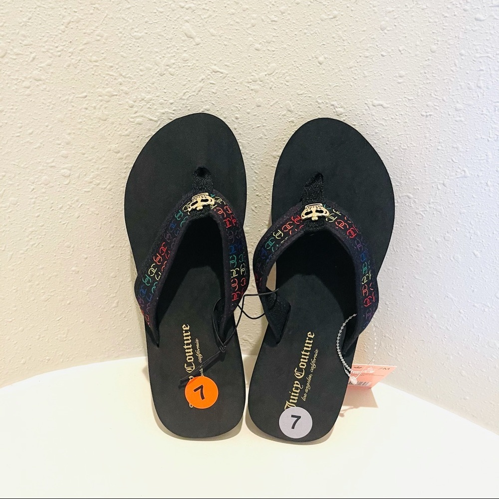 Juicy Couture Soar Fabric Women’s Black Multi Flip Flops Size 7 NWT